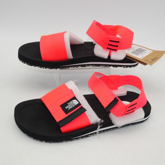 NEW The North Face Women's 7 Skeena Sandals  Adjustable Coral Pink Black - Picture 1 of 9